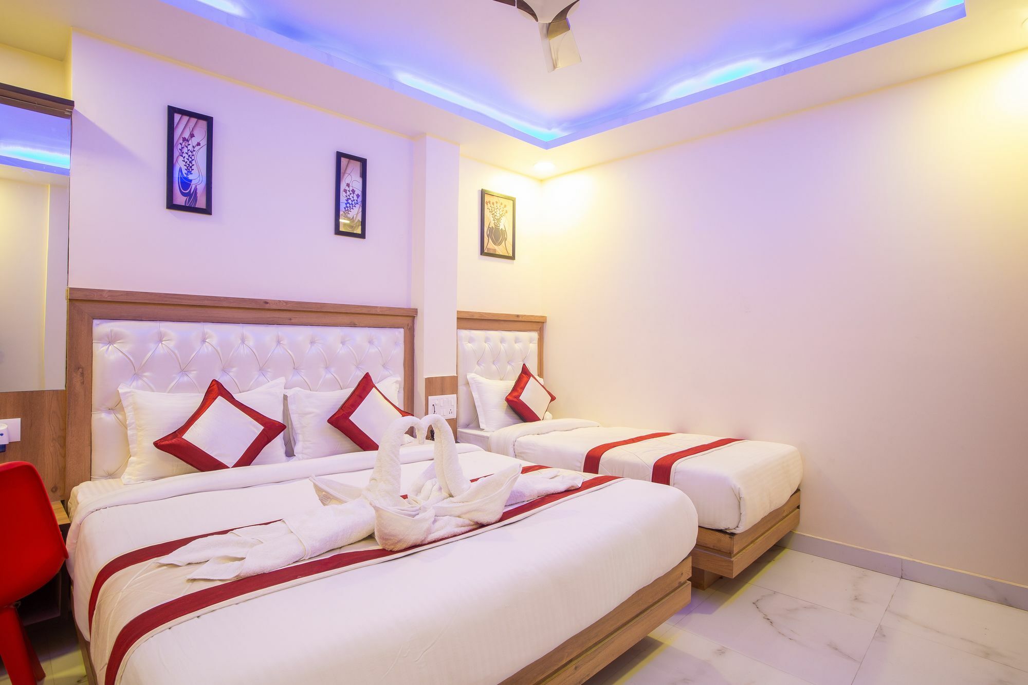 Sarthak Palace New Delhi Bagian luar foto